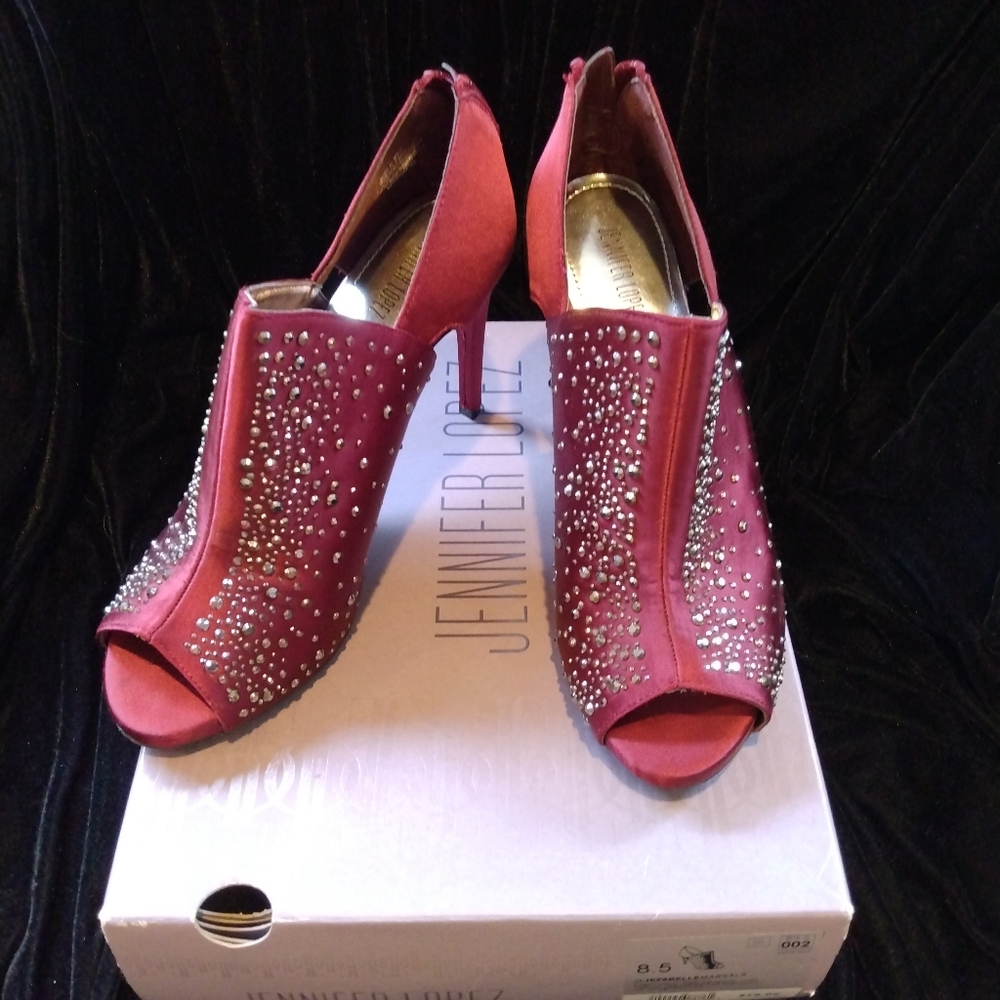 Jennifer Lopez jezebelle booties New marsala 8.5